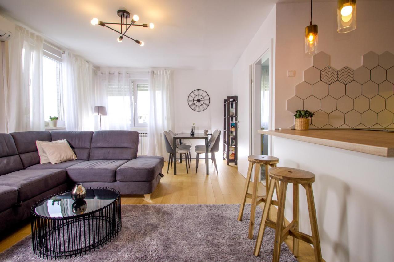 Apartment Zagreb 213 Bagian luar foto